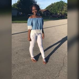 Meet your Posher, Vanessa